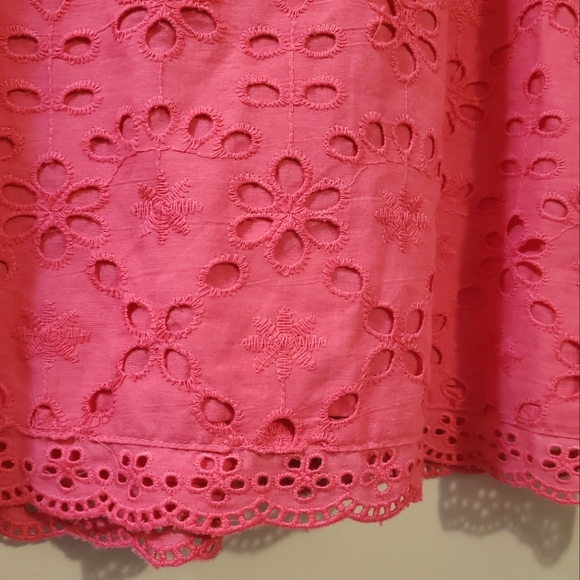 House of Harlow 1960 - Pink Eyelet Mockneck Blouse - Size M  (NWT) - Picture 7 of 7
